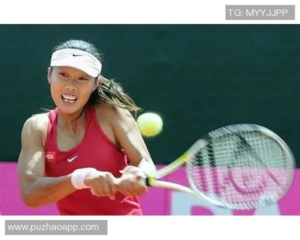 重庆网球队在联合会杯积分榜上以62分稳居第一名展现强劲实力